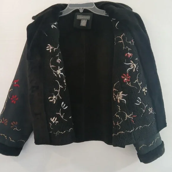 (Relativity) Ladies Jacket Sz M Black Suade Embroidered Flowers Sherpa Lining - Picture 11 of 16